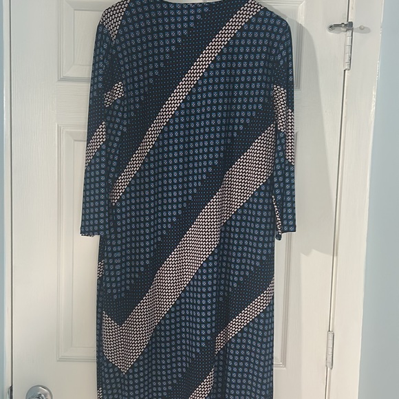 Chico's Blue Sheath Wrap Dress V-Neck 3/4 Sleeve Casual - Picture 11 of 11